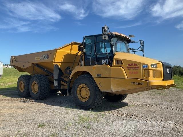 CAT 730 Kĺbové nákladné autá