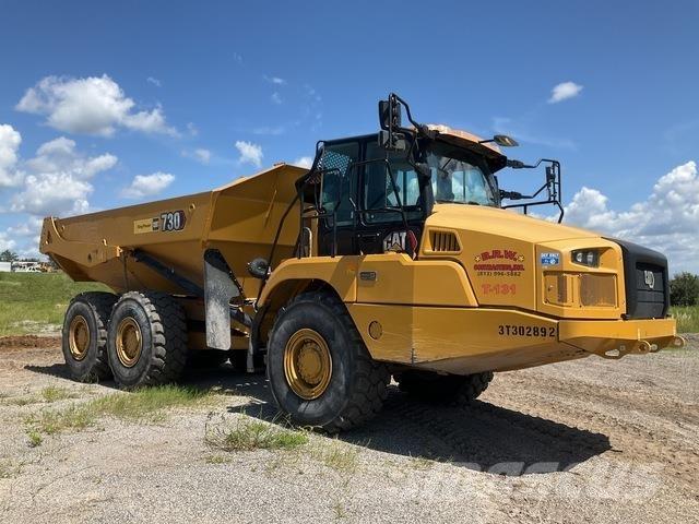 CAT 730 Kĺbové nákladné autá