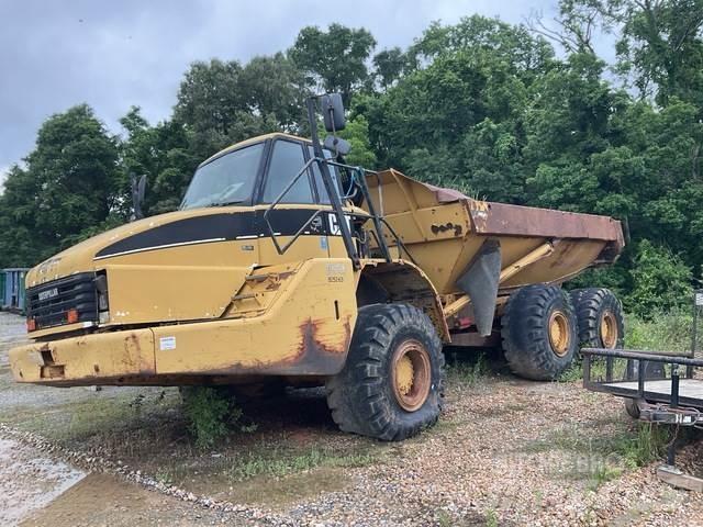 CAT 735 Kĺbové nákladné autá