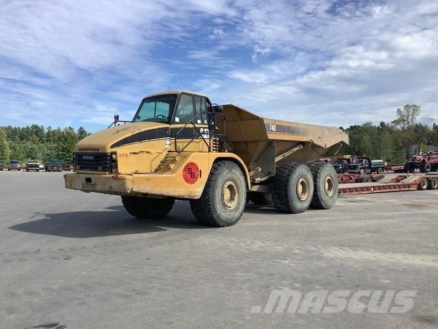 CAT 740 Kĺbové nákladné autá