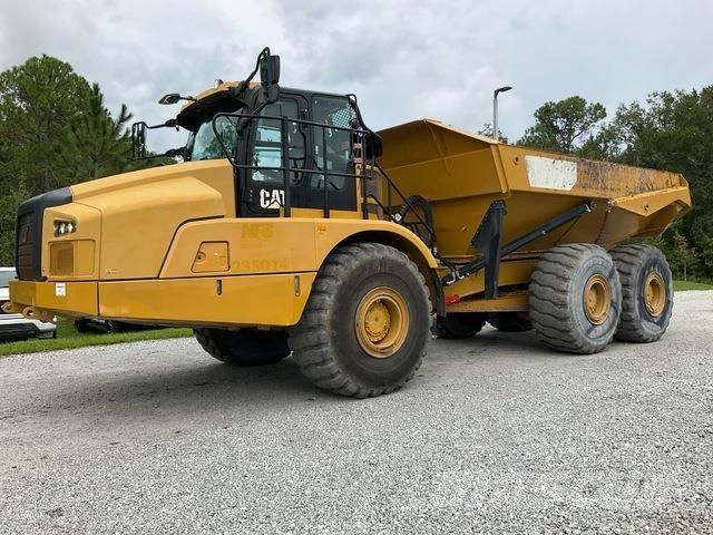 CAT 745 Kĺbové nákladné autá