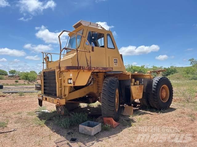 CAT 768C Kĺbové nákladné autá