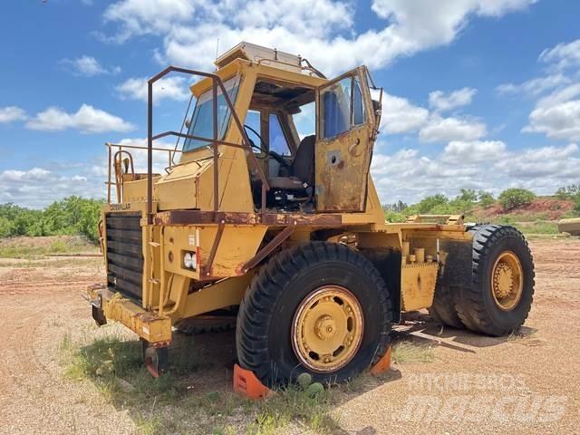 CAT 768C Kĺbové nákladné autá