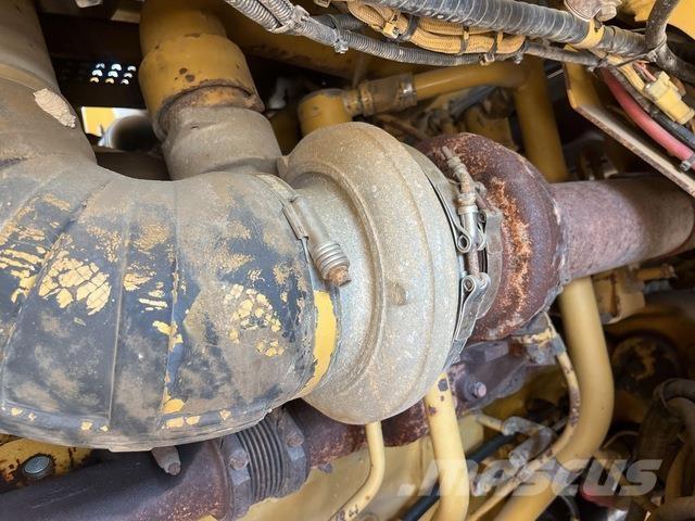 CAT 773D Kĺbové nákladné autá