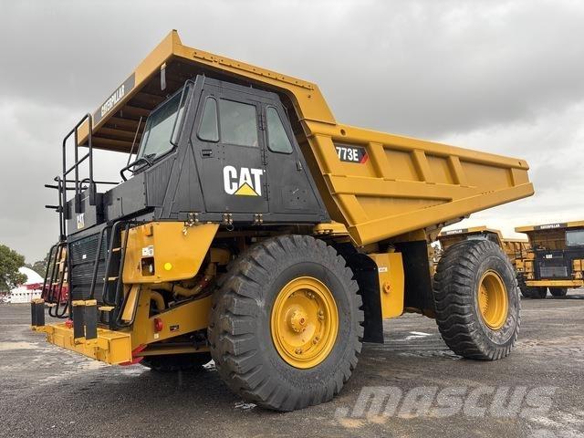 CAT 773E Kĺbové nákladné autá