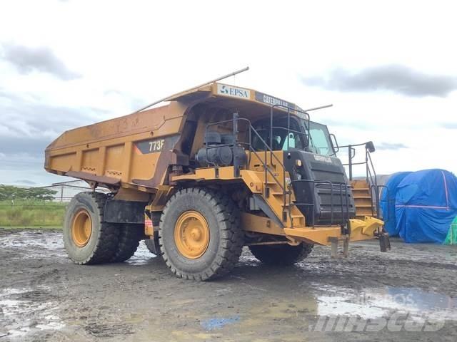 CAT 773F Kĺbové nákladné autá