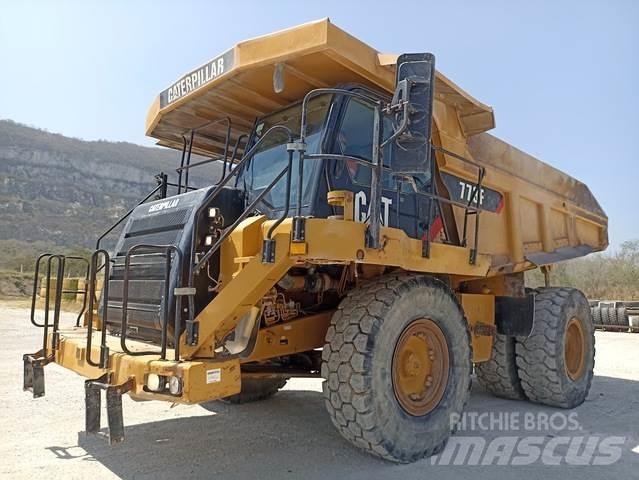 CAT 773F Kĺbové nákladné autá
