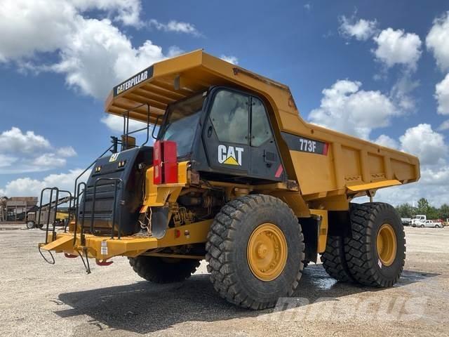 CAT 773F Kĺbové nákladné autá