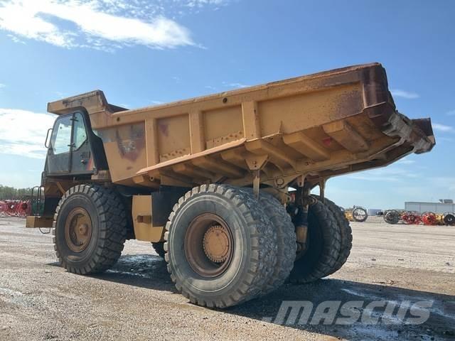 CAT 773F Kĺbové nákladné autá