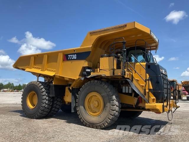 CAT 773G Kĺbové nákladné autá