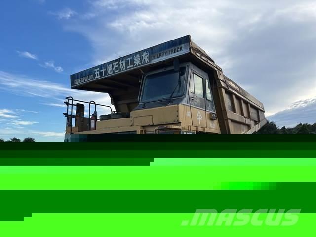 CAT 775D Kĺbové nákladné autá