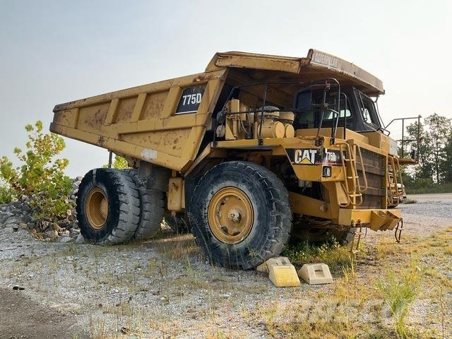 CAT 775D Kĺbové nákladné autá