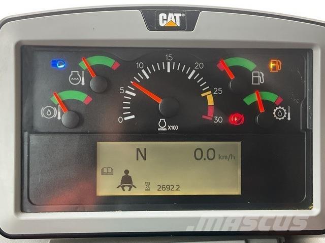 CAT 775G Kĺbové nákladné autá