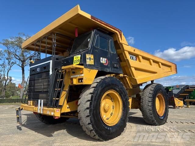 CAT 777 Kĺbové nákladné autá