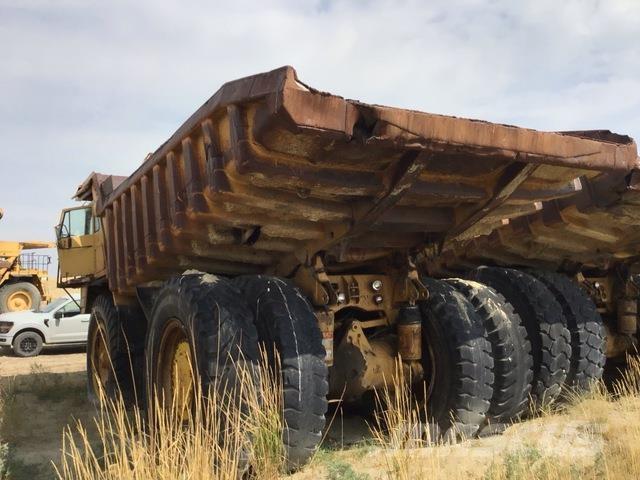 CAT 777 Kĺbové nákladné autá