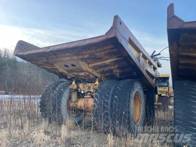 CAT 777D Kĺbové nákladné autá
