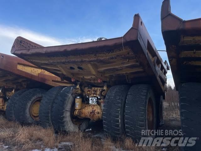 CAT 777D Kĺbové nákladné autá