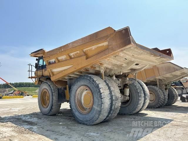 CAT 777D Kĺbové nákladné autá