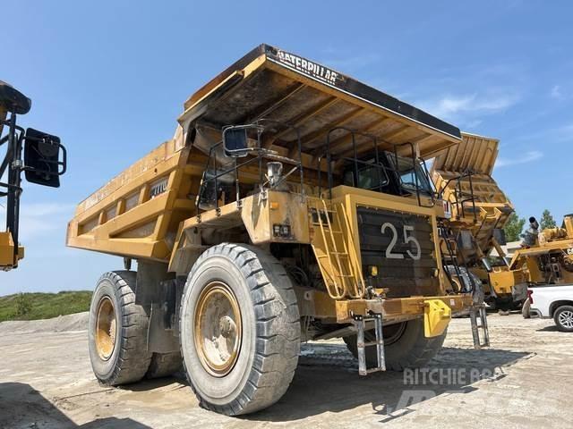 CAT 777D Kĺbové nákladné autá