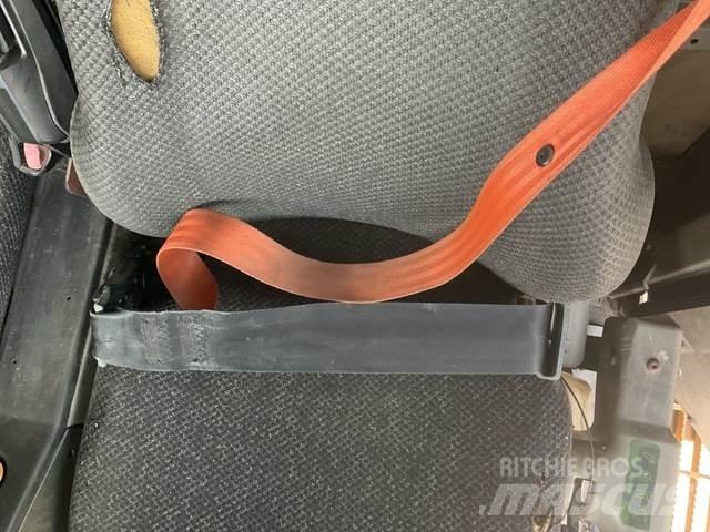 CAT 777D Kĺbové nákladné autá