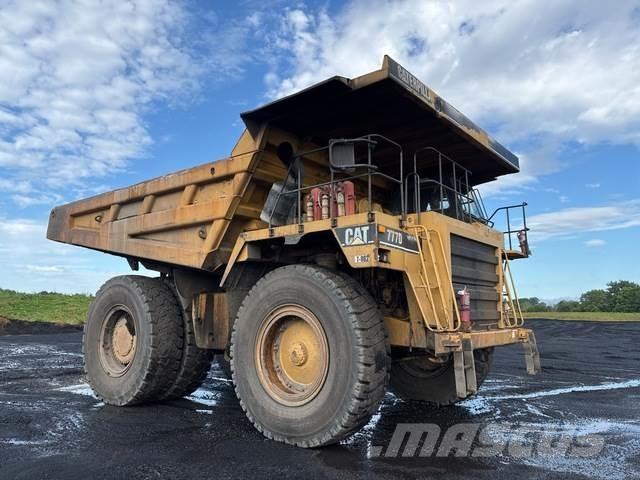 CAT 777D Kĺbové nákladné autá