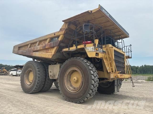 CAT 777D Kĺbové nákladné autá
