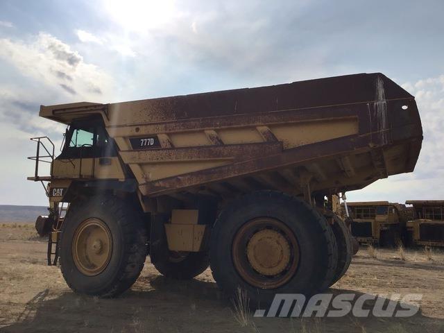 CAT 777D Kĺbové nákladné autá