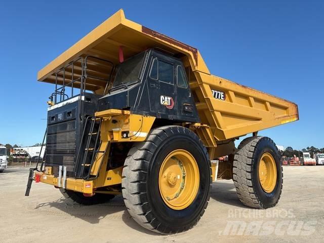 CAT 777E Kĺbové nákladné autá