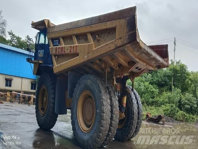 CAT 777E Kĺbové nákladné autá