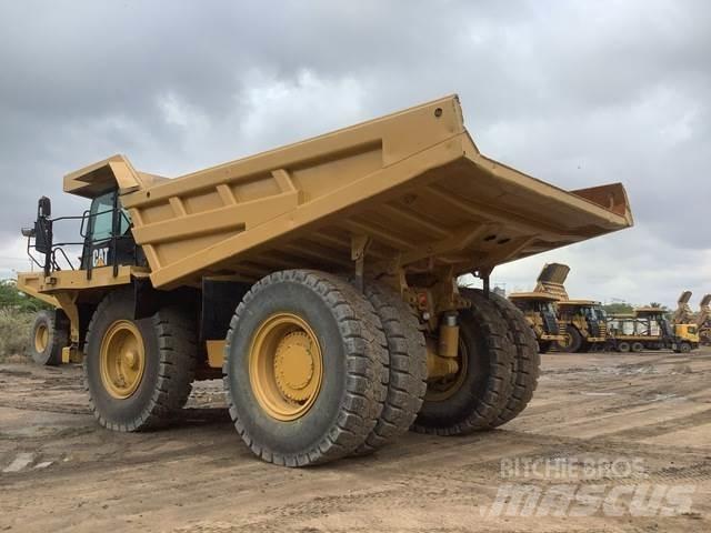 CAT 777F Kĺbové nákladné autá