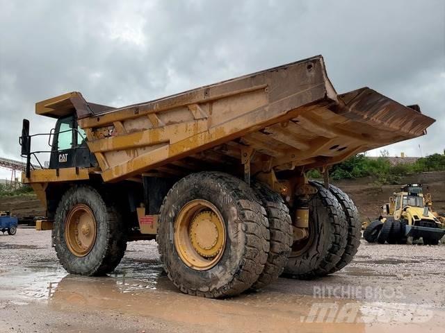 CAT 777F Kĺbové nákladné autá