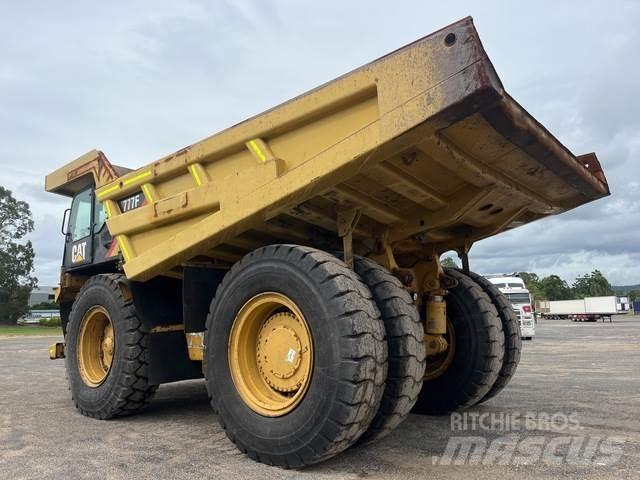 CAT 777F Kĺbové nákladné autá