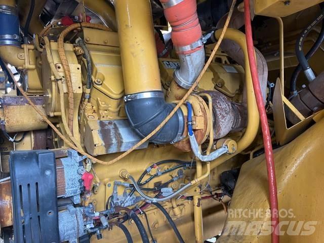 CAT 777F Kĺbové nákladné autá
