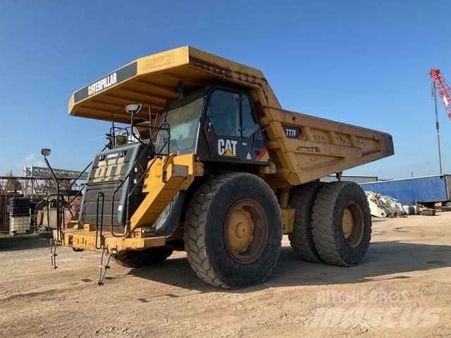 CAT 777F Kĺbové nákladné autá