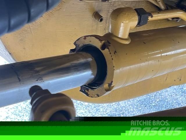 CAT 777G Kĺbové nákladné autá