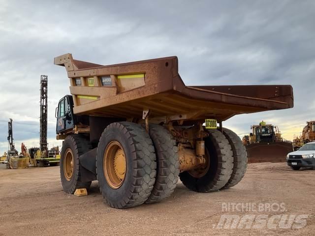 CAT 777G Kĺbové nákladné autá