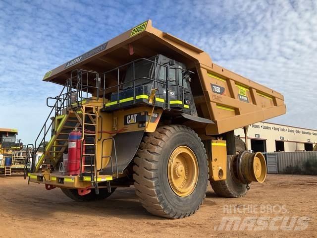 CAT 785D Kĺbové nákladné autá