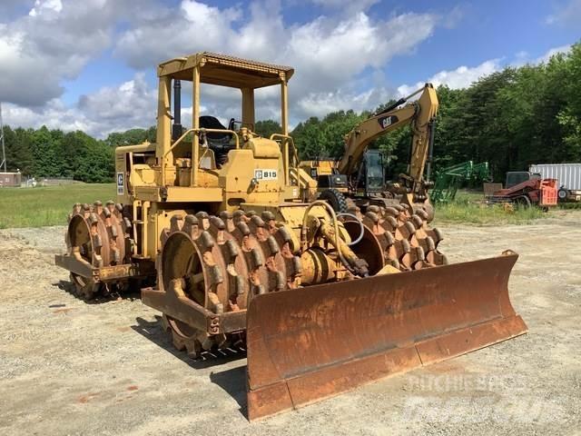 CAT 815 Pôdne kompaktory