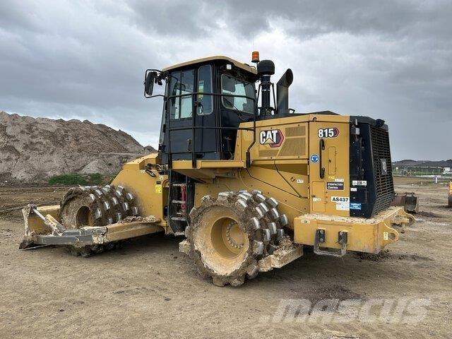 CAT 815 Pôdne kompaktory