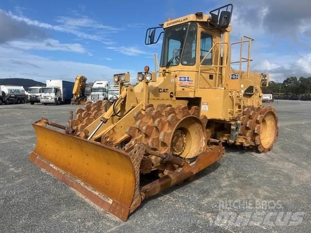 CAT 815B Stavebníctvo - ostatné