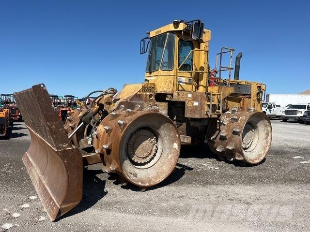 CAT 826 C Pôdne kompaktory