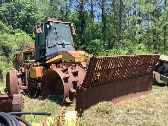 CAT 826G Pôdne kompaktory