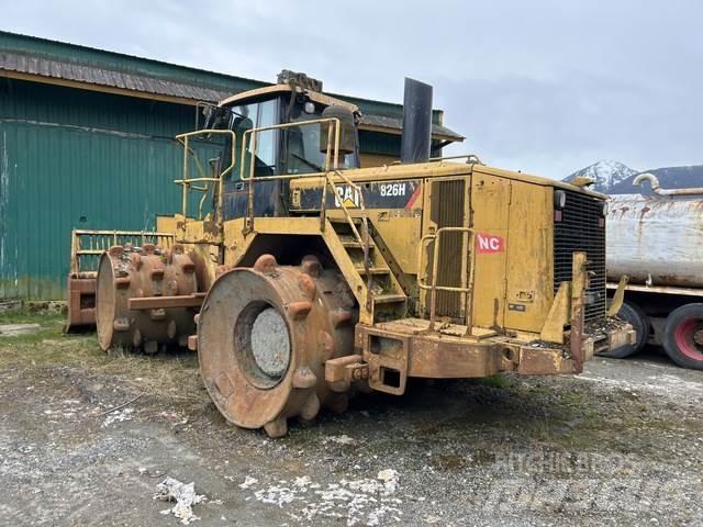 CAT 826H Pôdne kompaktory