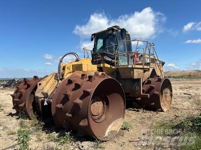 CAT 836H Pôdne kompaktory