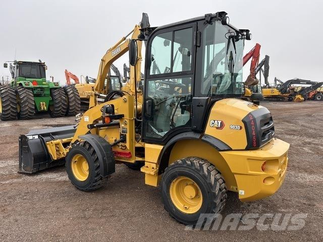 CAT 903D Kolesové nakladače