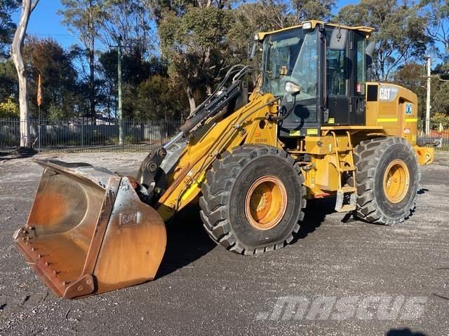 CAT 924H Kolesové nakladače