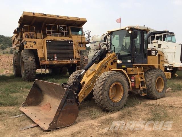 CAT 924H Kolesové nakladače