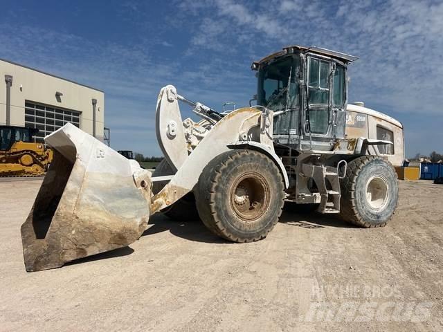 CAT 926M Kolesové nakladače