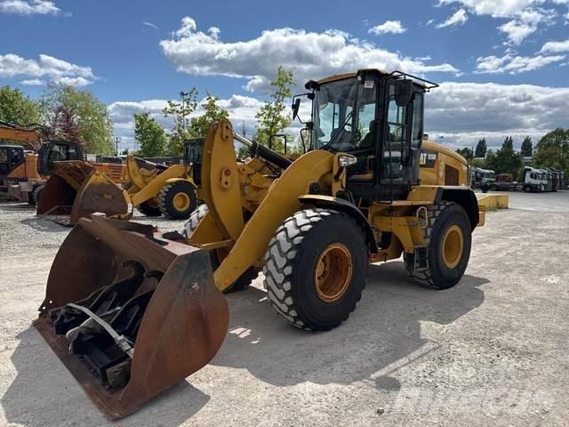 CAT 926M Kolesové nakladače
