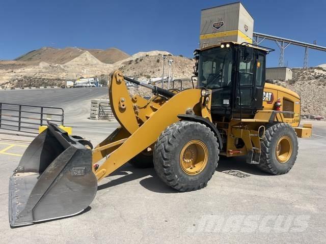 CAT 926M Kolesové nakladače